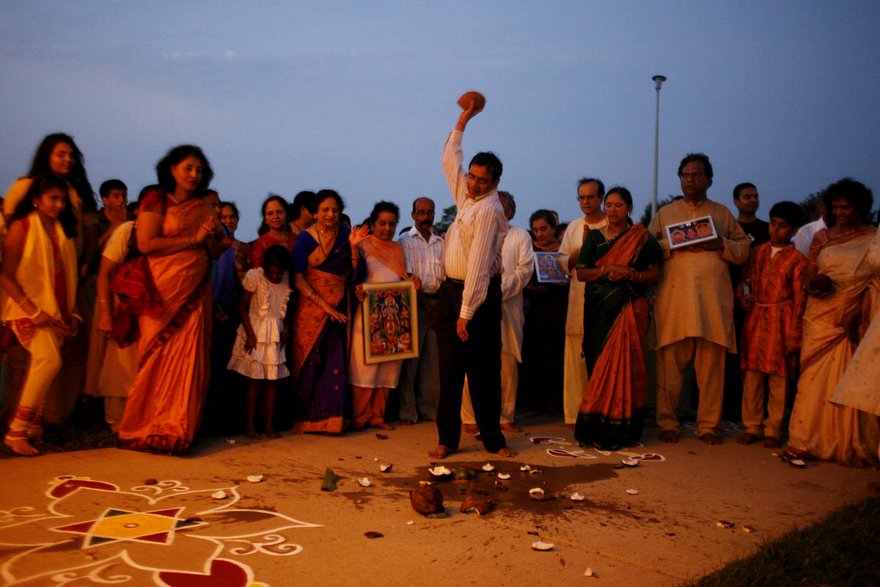 சமய நிகழ்வுகளின் போது அறிந்திருக்க வேண்டிய சில விடயங்கள்!! 2 சமய நிகழ்வுகளின் போது அறிந்திருக்க வேண்டிய சில விடயங்கள்!!