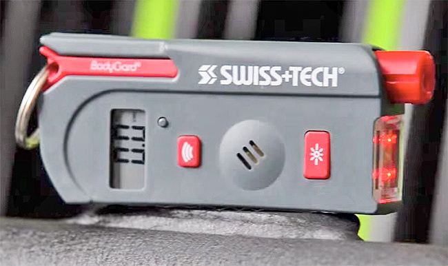 இந்த 11 சாதனங்கள் உங்களை உயிராபத்தில் இருந்து மீட்க உதவும் 7 இந்த 11 சாதனங்கள் உங்களை உயிராபத்தில் இருந்து மீட்க உதவும்