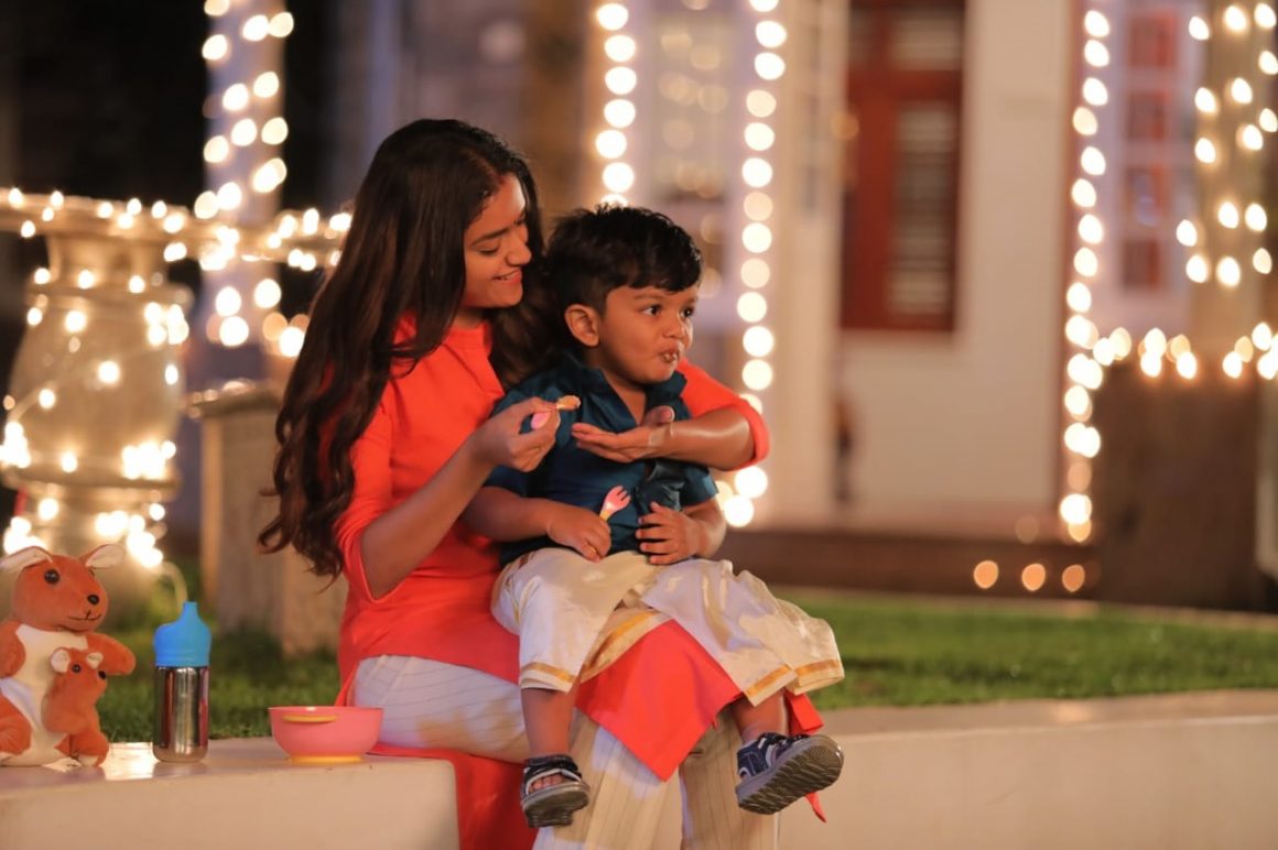 கீர்த்தி சுரேஷ் நடித்த பெண்குயின் படத்தின் திரை விமர்சனம்!! 1 கீர்த்தி சுரேஷ் நடித்த பெண்குயின் படத்தின் திரை விமர்சனம்!!