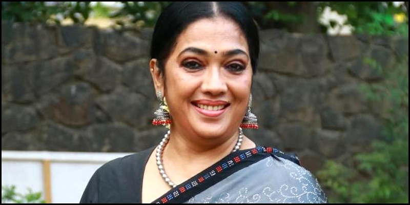 மீண்டும் பிரம்மாண்டமாய் ஆரம்பமாகும் பிக்பாஸ் நிகழ்ச்சி!! 16 மீண்டும் பிரம்மாண்டமாய் ஆரம்பமாகும் பிக்பாஸ் நிகழ்ச்சி!!