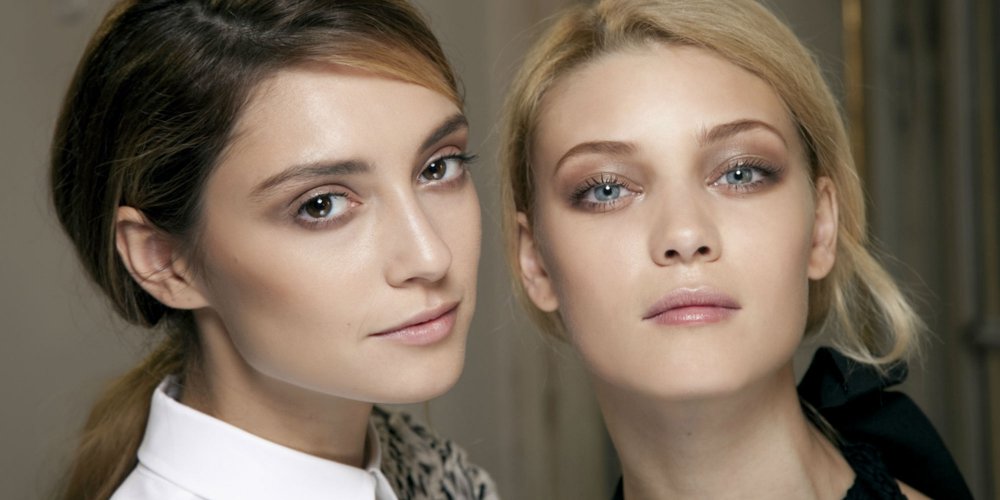 உங்கள் முகம் உப்பியிருந்தால் நீங்கள் எடுக்க வேண்டிய 5 முயற்சிகள் 1 உங்கள் முகம் உப்பியிருந்தால் நீங்கள் எடுக்க வேண்டிய 5 முயற்சிகள்